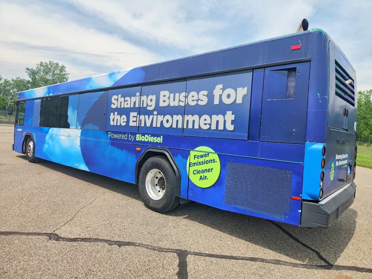 2004 Gillig Transit Bus Low