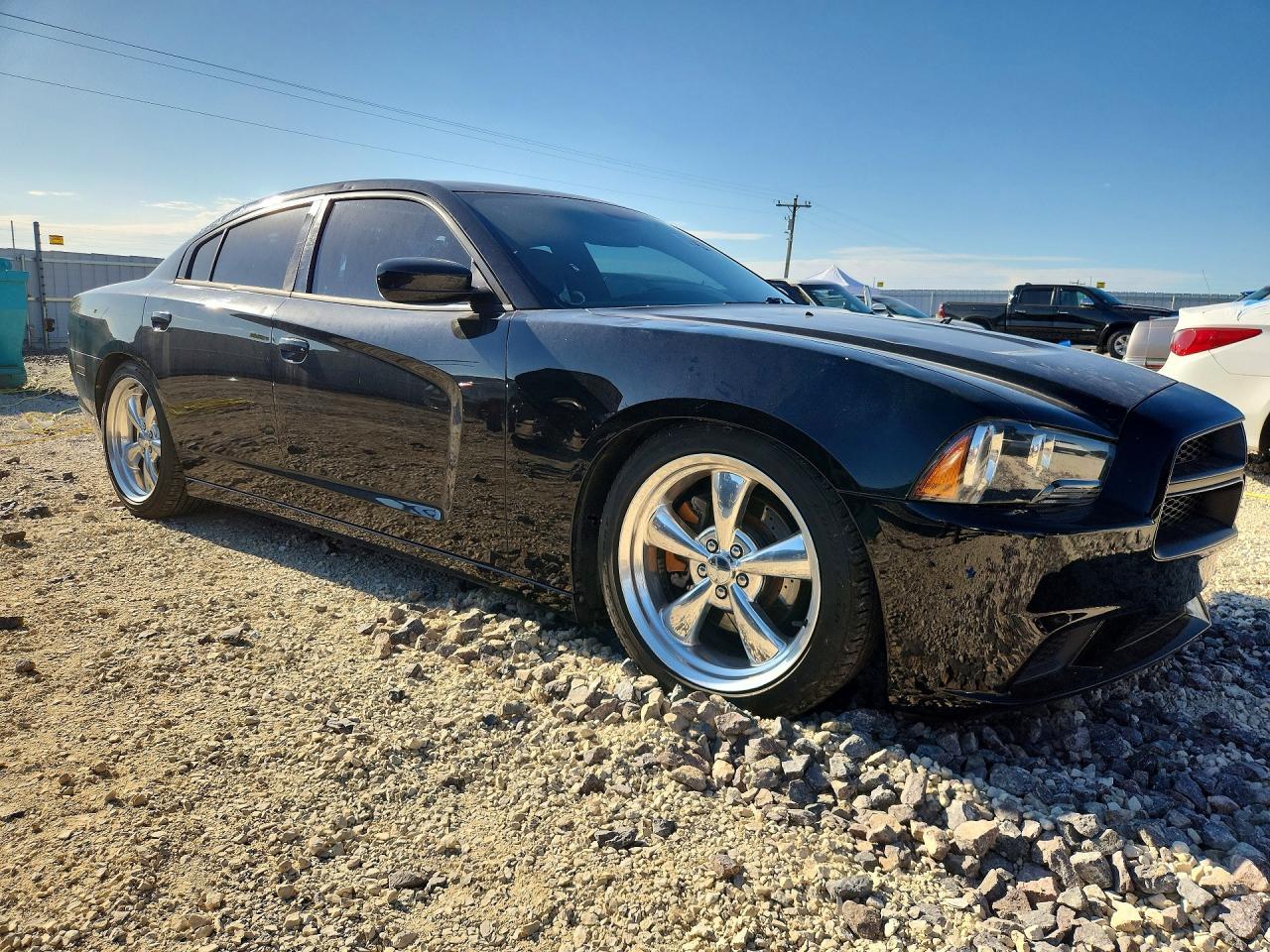 2013 DODGE CHARGER