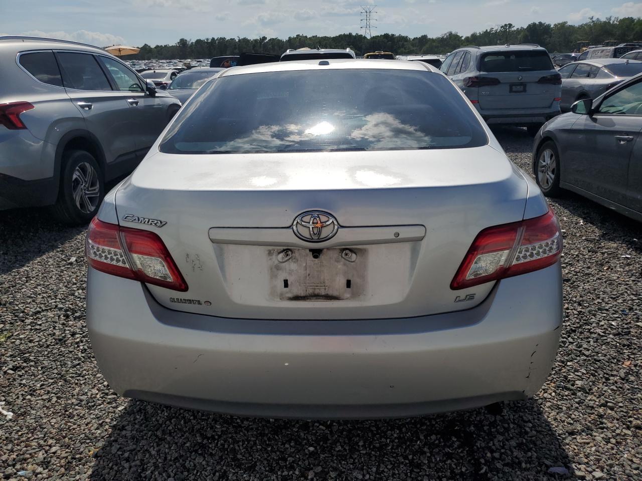 2011 TOYOTA CAMRY