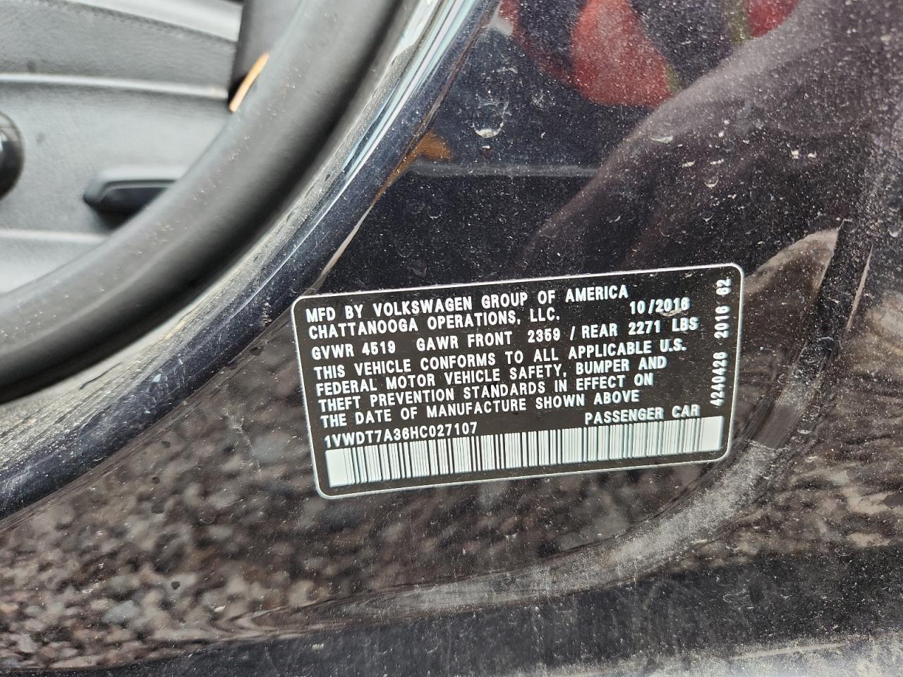 2017 VOLKSWAGEN Passat