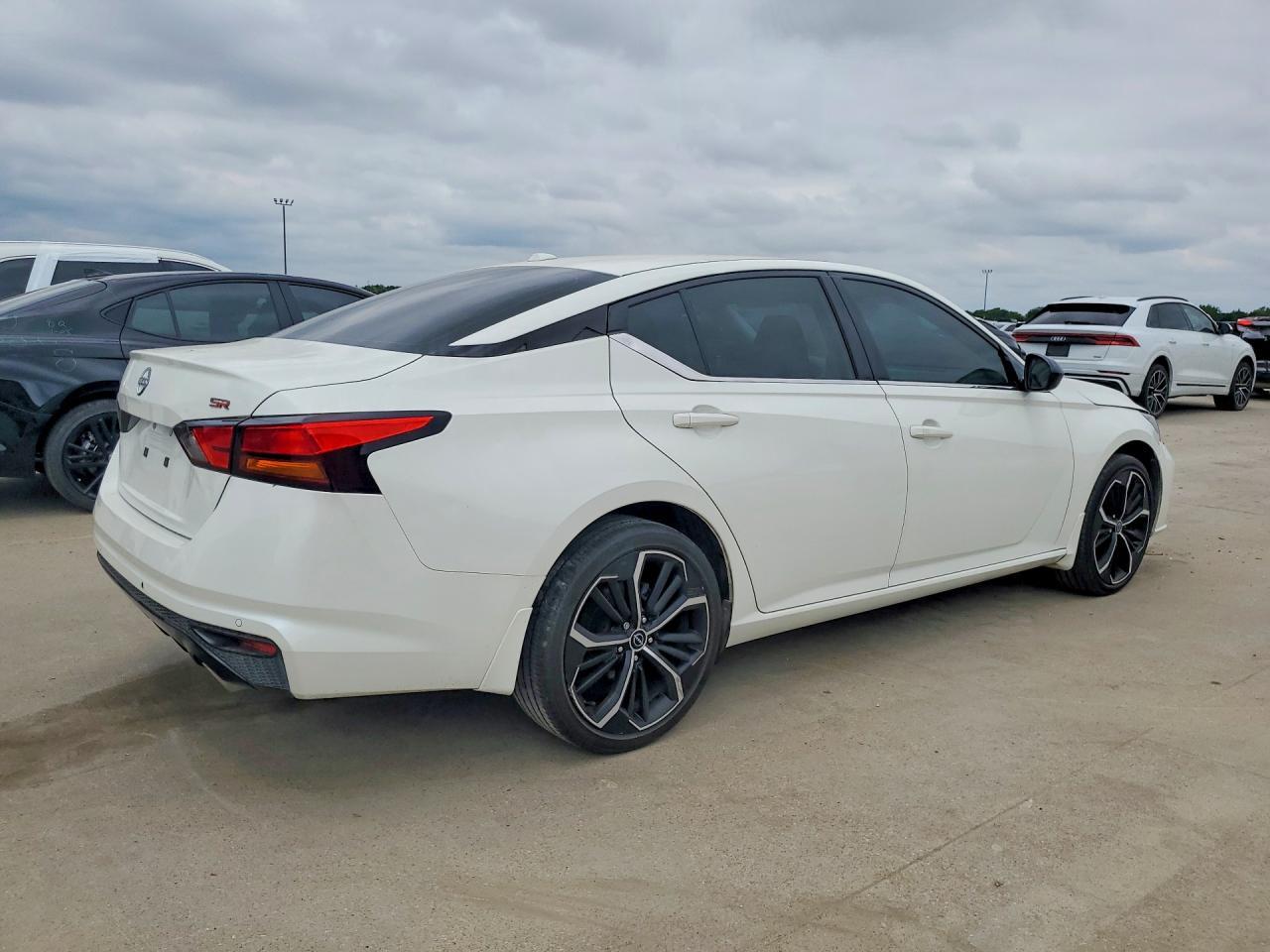 2024 NISSAN ALTIMA