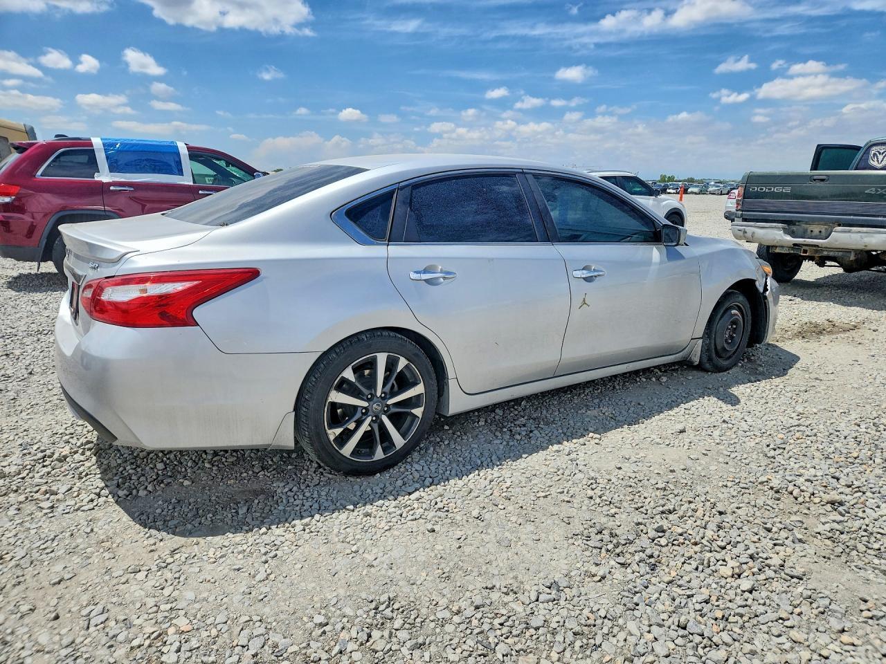 2016 NISSAN ALTIMA