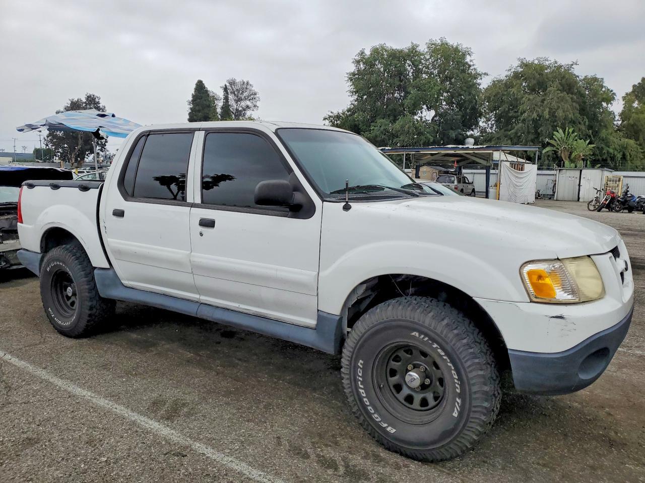 2004 FORD Explorer Sport Trac