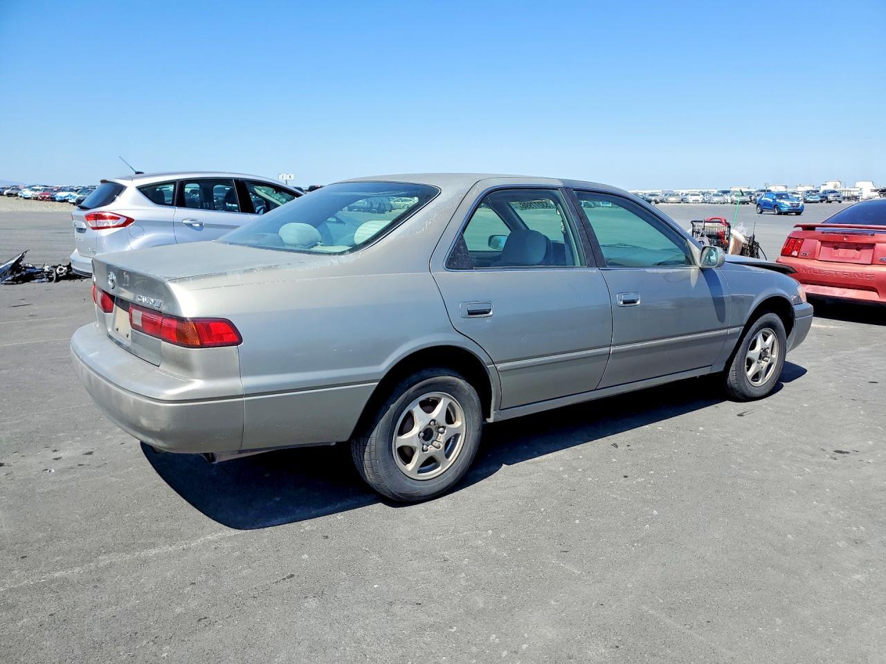 1998 TOYOTA CAMRY