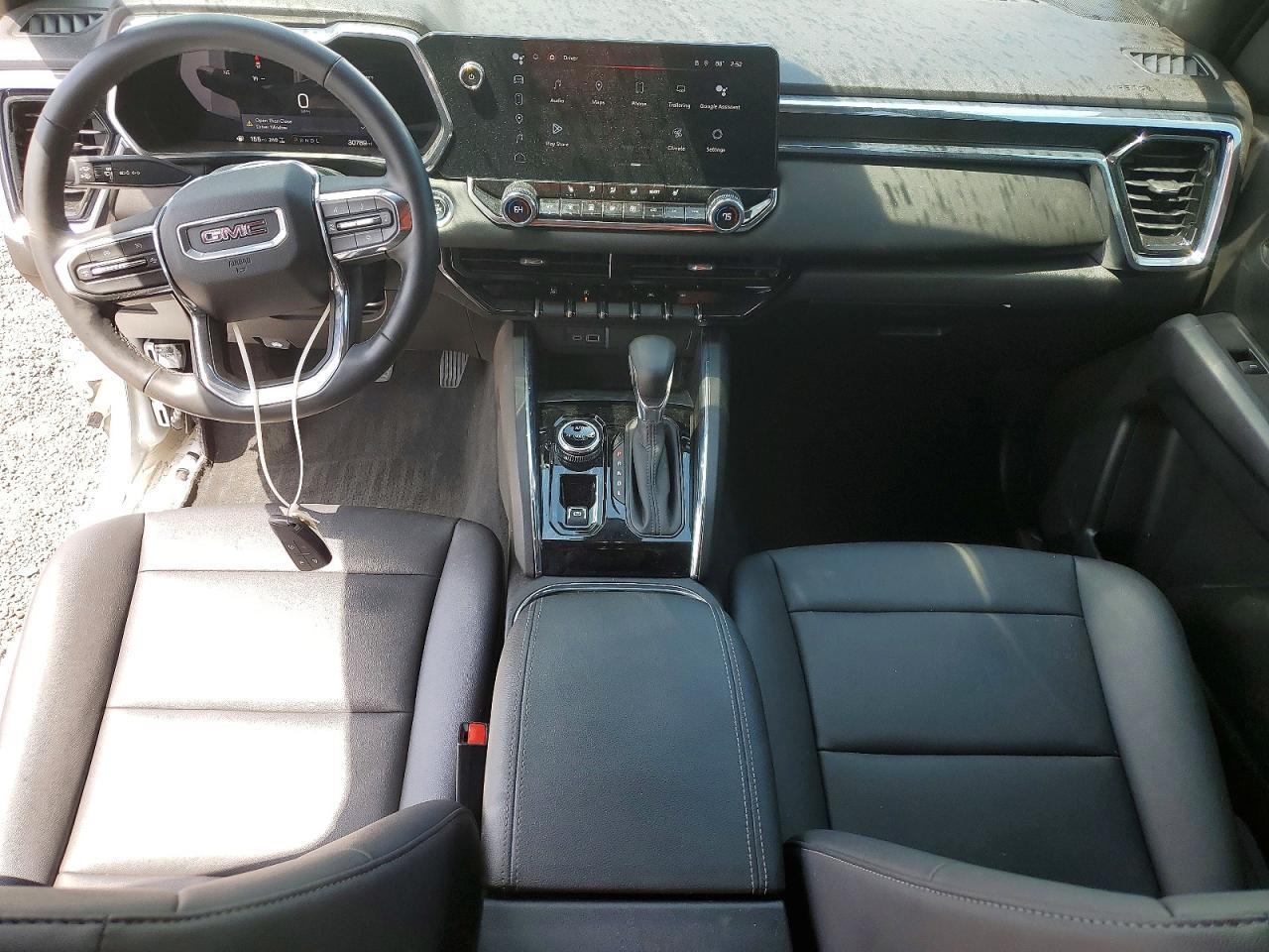 2023 GMC CANYON