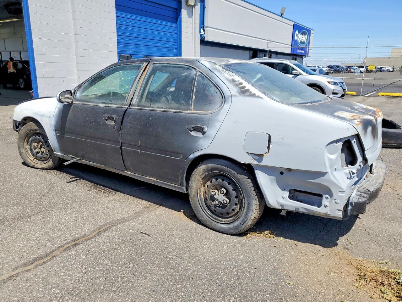 2001 NISSAN ALTIMA