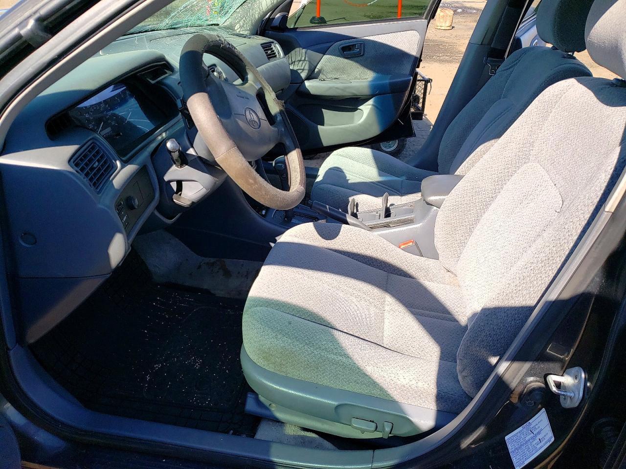 2001 TOYOTA CAMRY