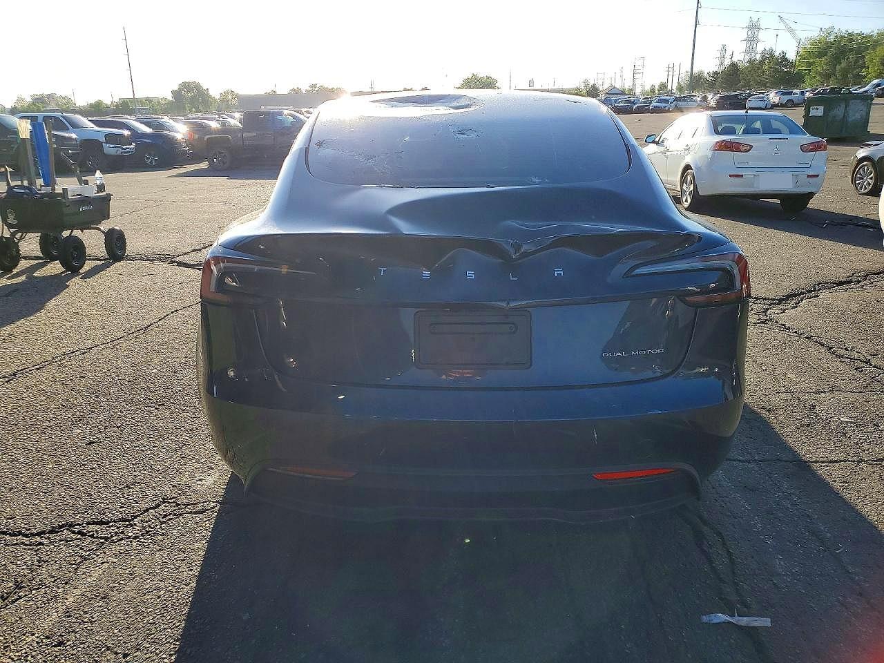 2024 TESLA MODEL 3