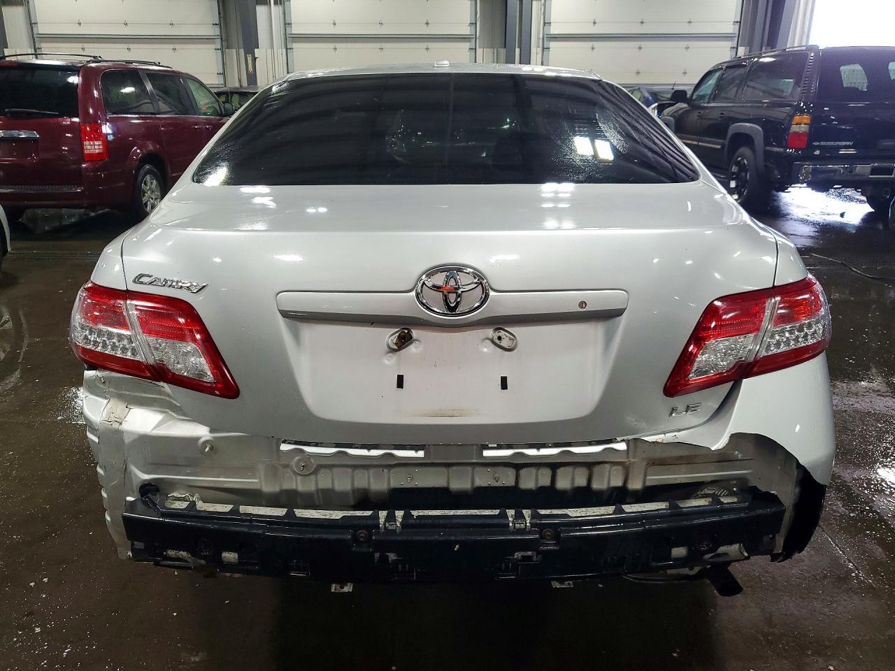 2011 TOYOTA CAMRY