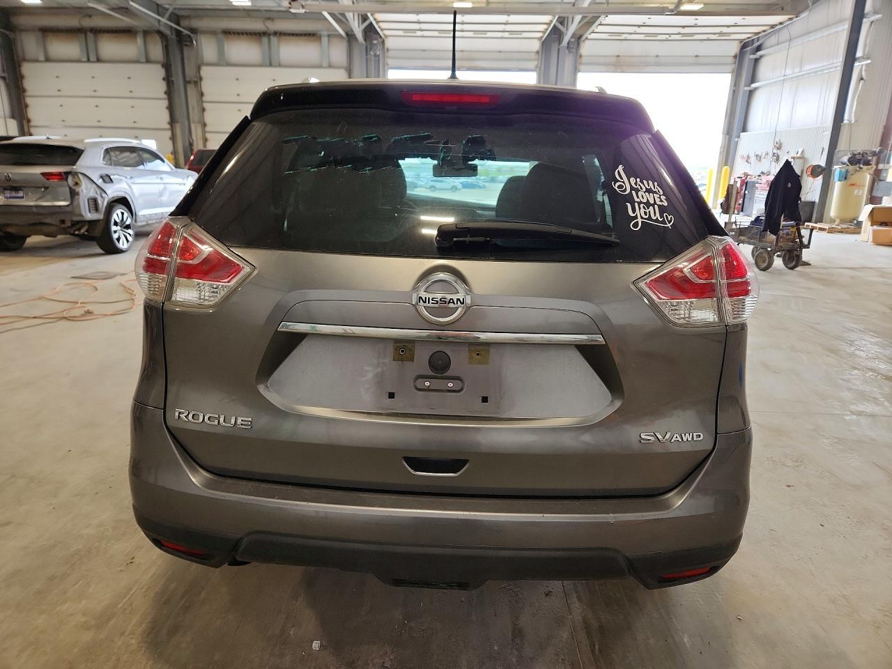 2016 NISSAN ROGUE