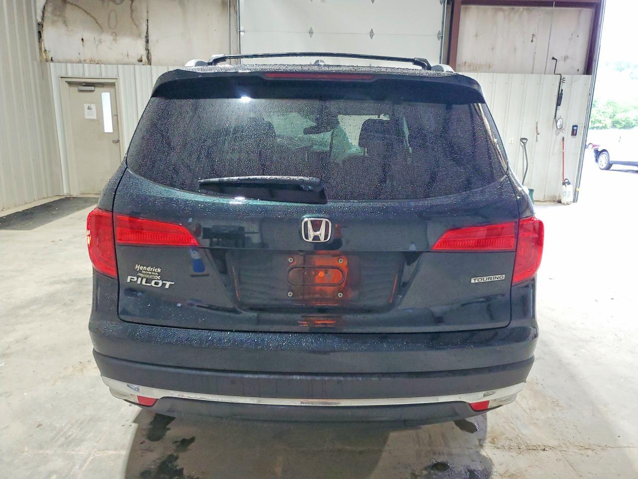 2017 HONDA PILOT