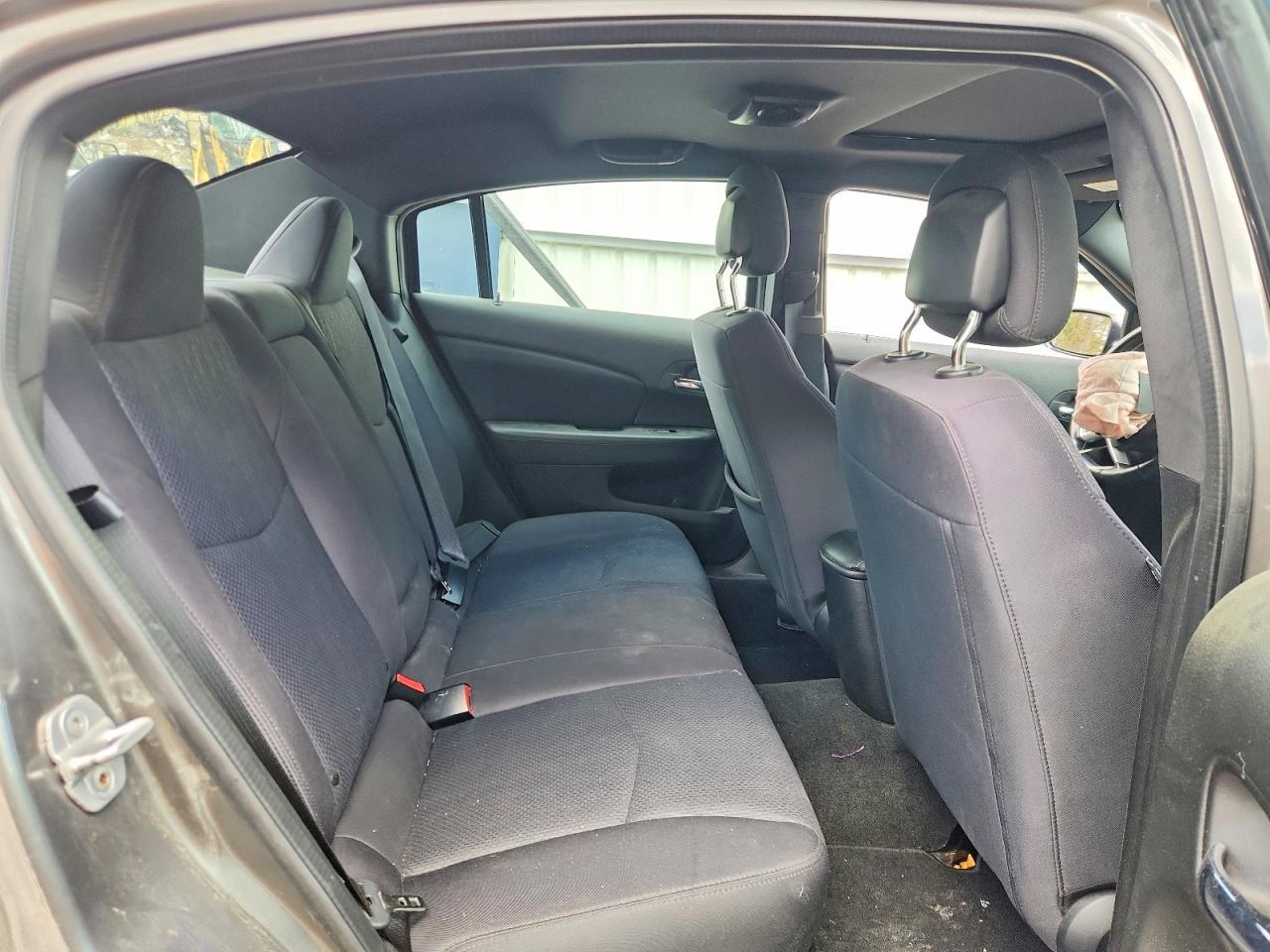 2012 CHRYSLER 200