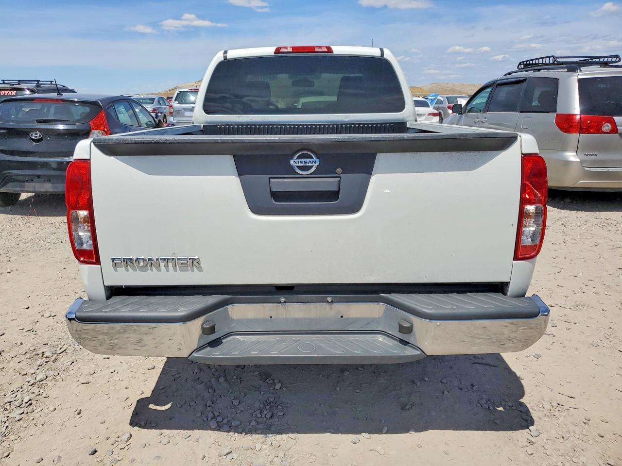 2016 NISSAN Frontier