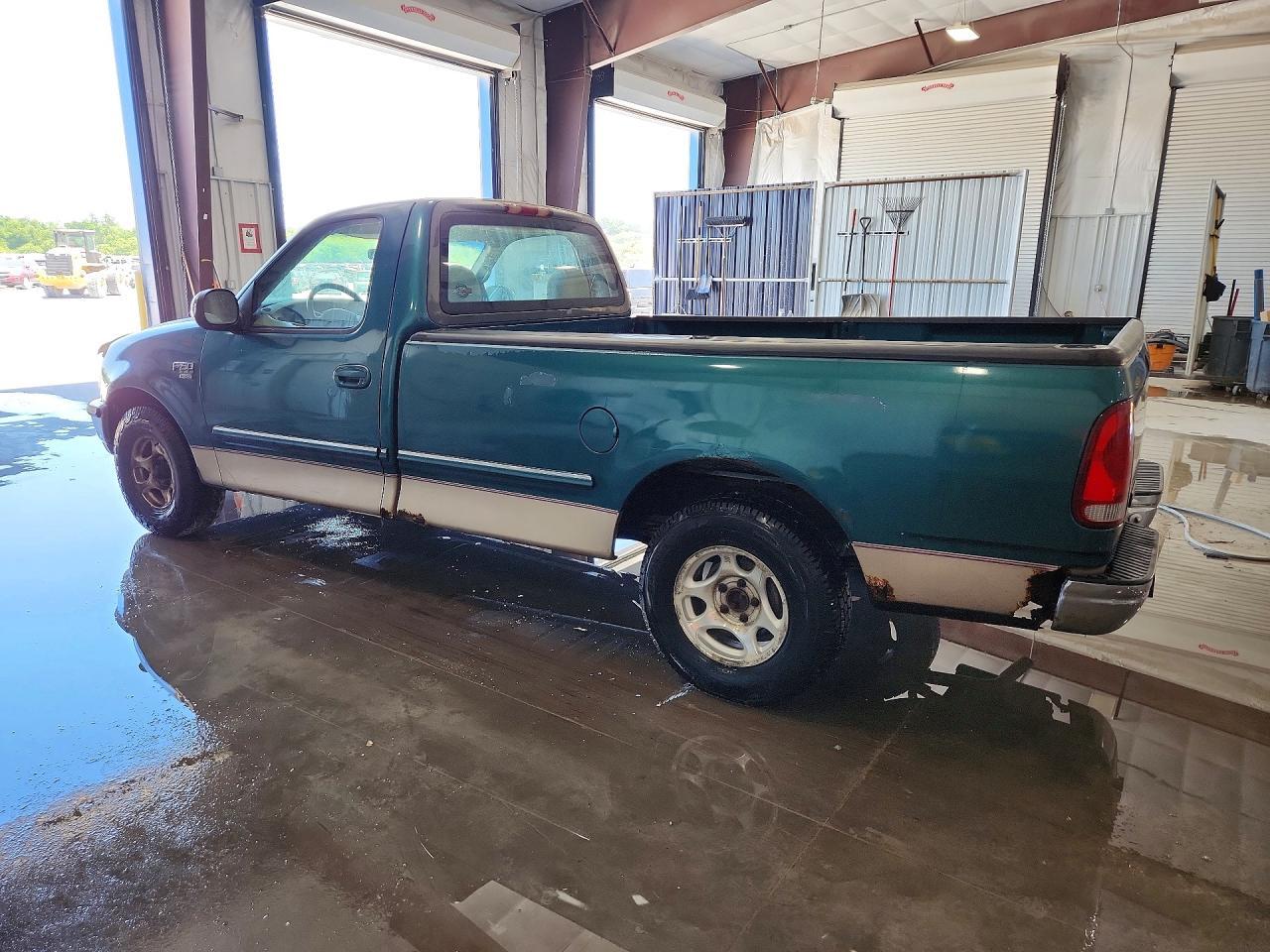 1998 FORD F-150 Lightning