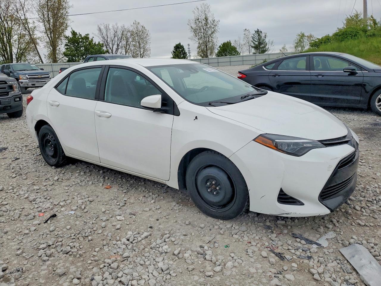 2019 TOYOTA COROLLA