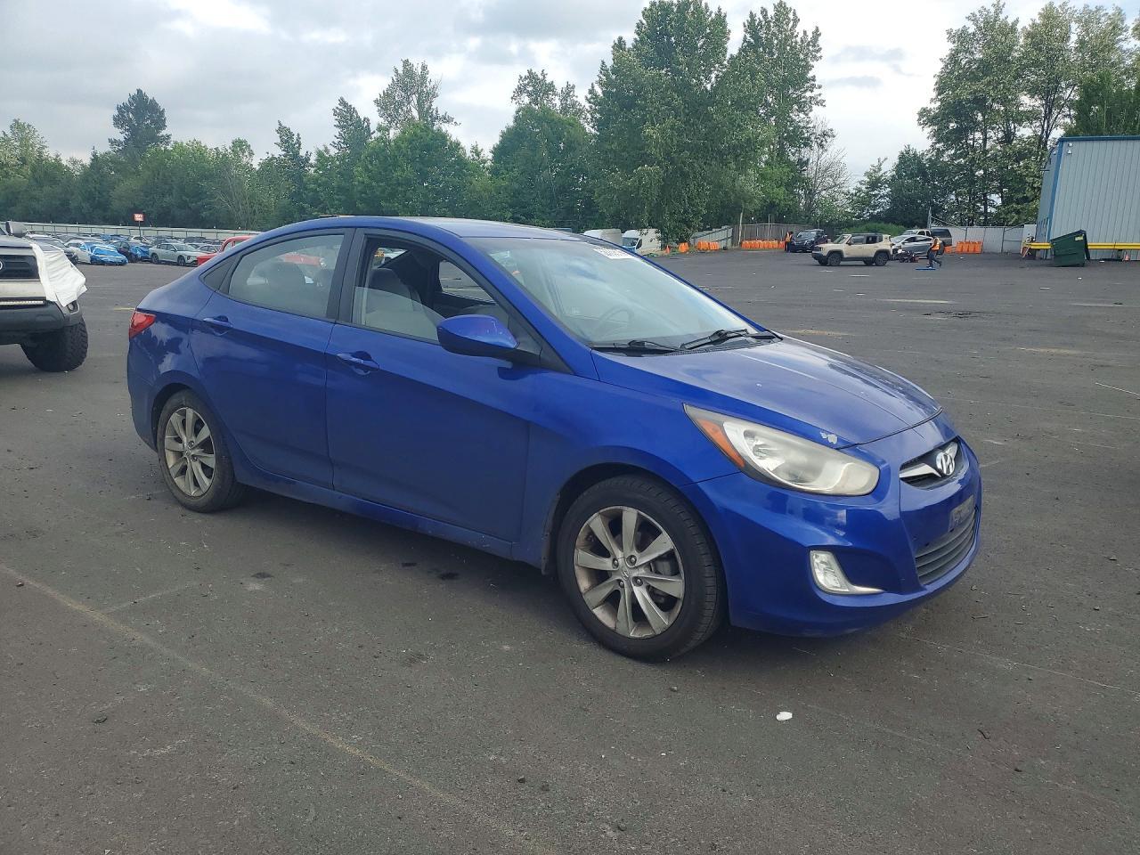 2012 HYUNDAI ACCENT