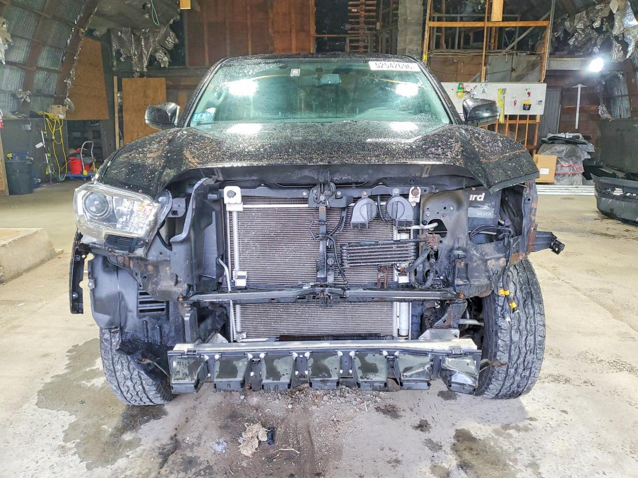 2017 TOYOTA TACOMA