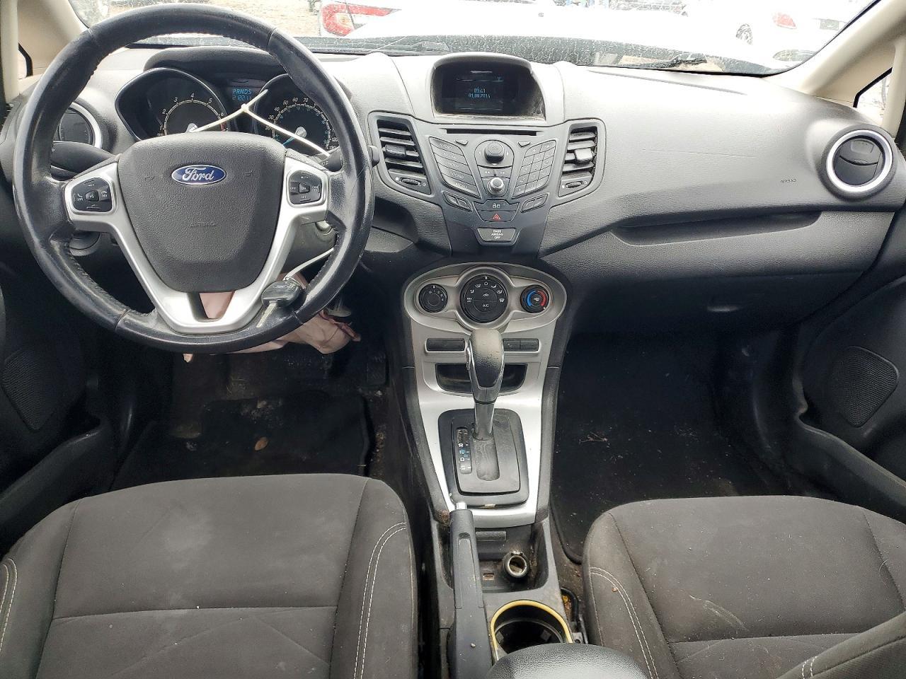 2014 FORD Fiesta