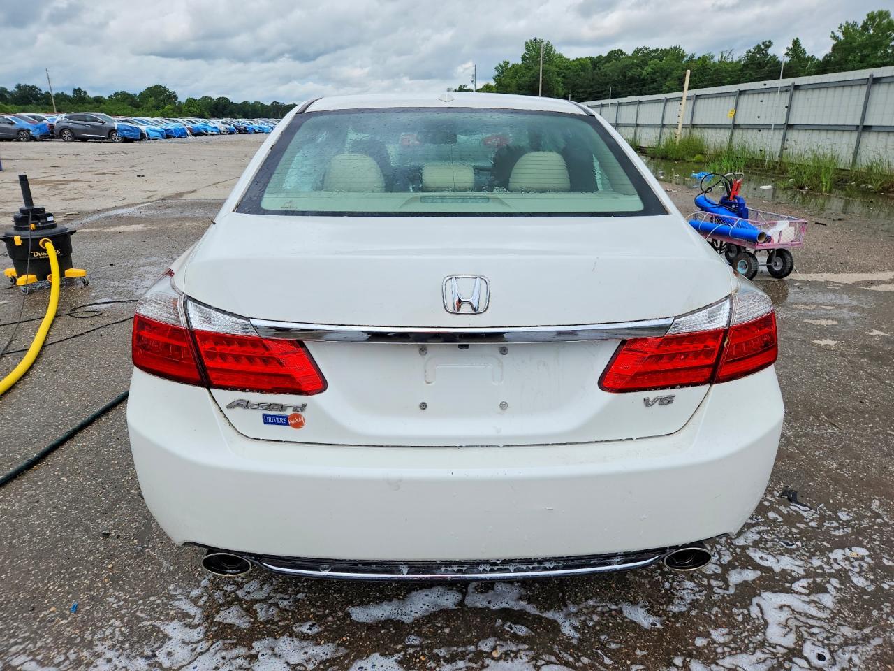 2015 HONDA ACCORD