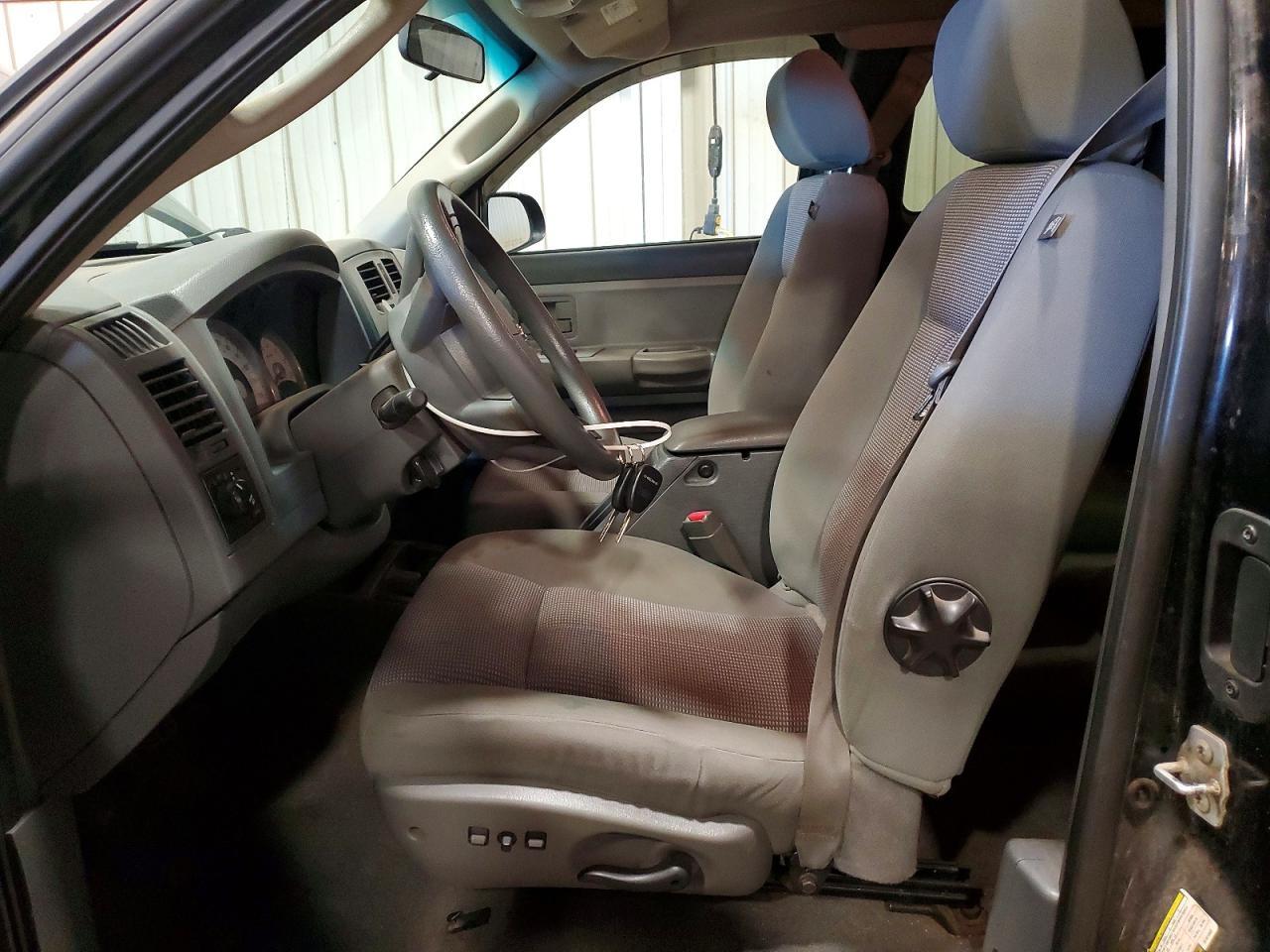 2007 DODGE Dakota