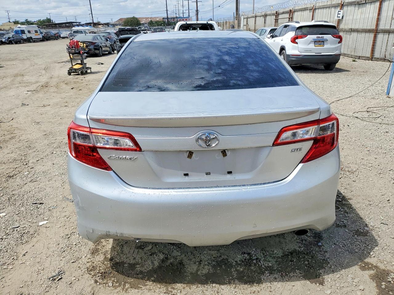 2012 TOYOTA CAMRY
