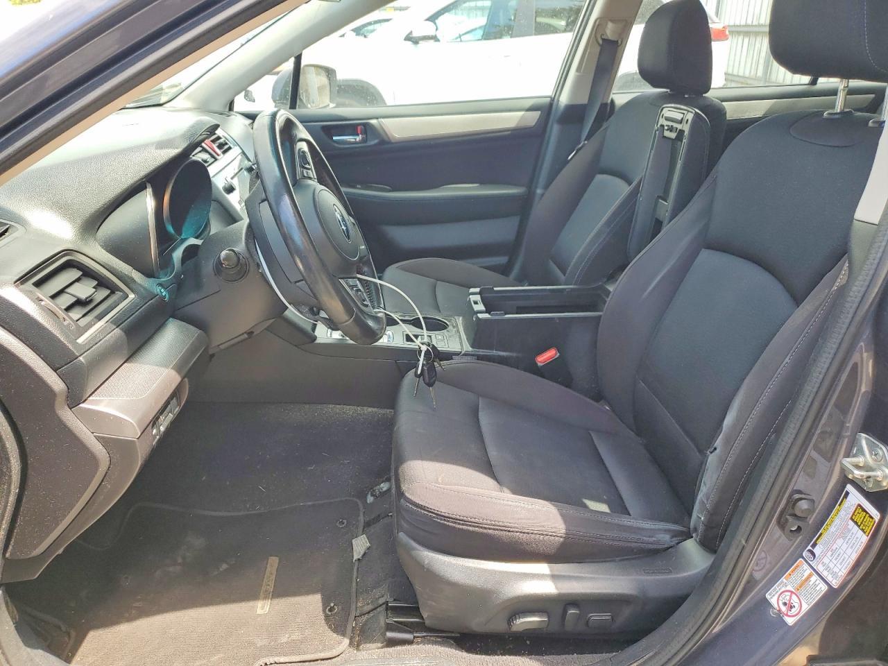 2016 SUBARU Legacy