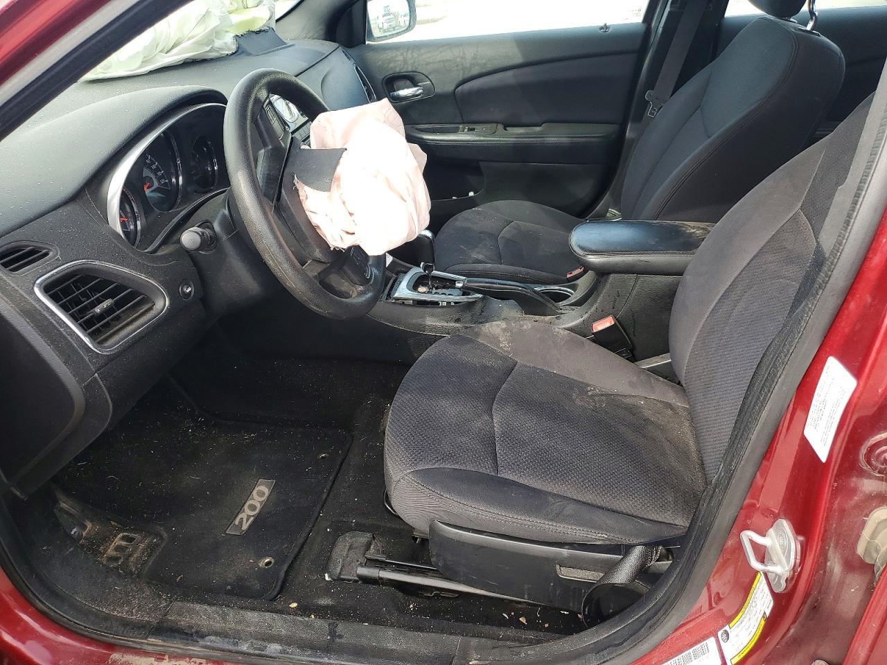 2013 CHRYSLER 200