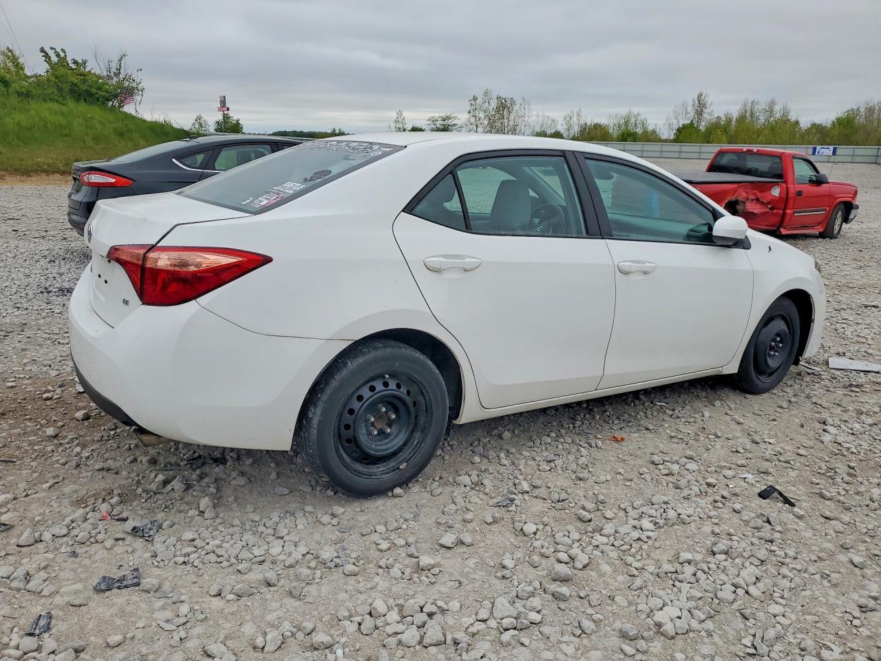 2019 TOYOTA COROLLA