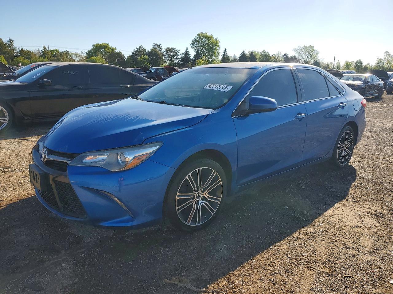 2016 TOYOTA CAMRY