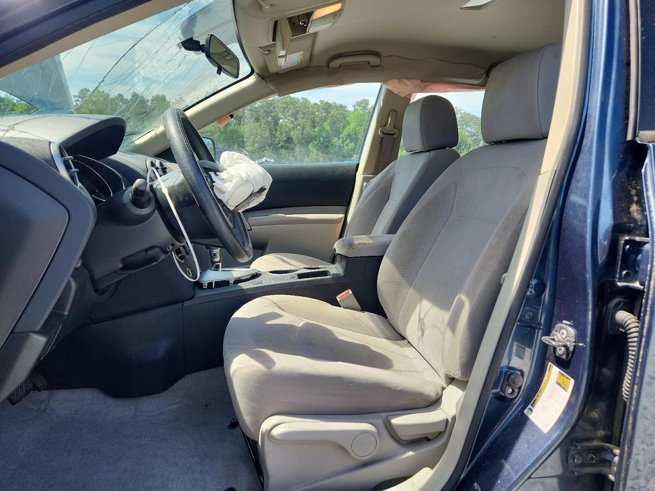 2015 NISSAN ROGUE