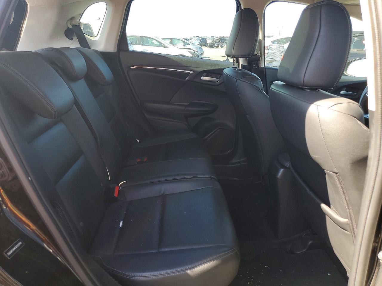 2015 HONDA FIT