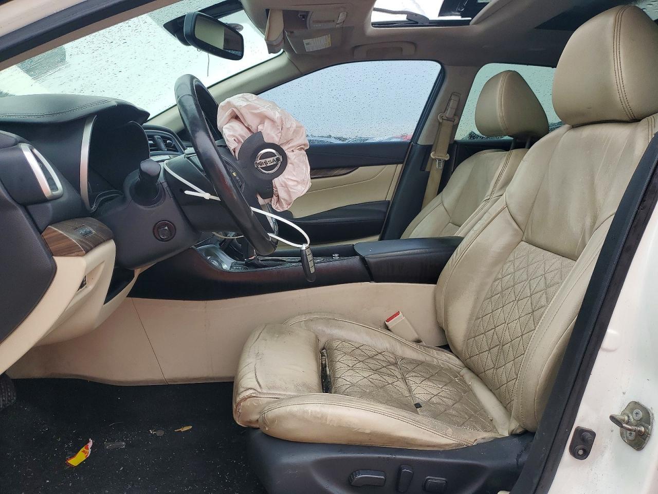 2017 NISSAN Maxima