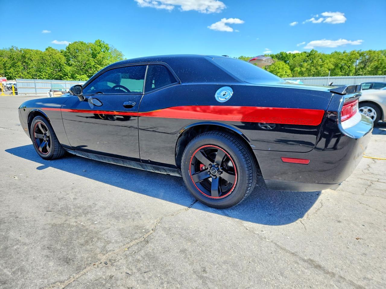 2013 DODGE Challenger