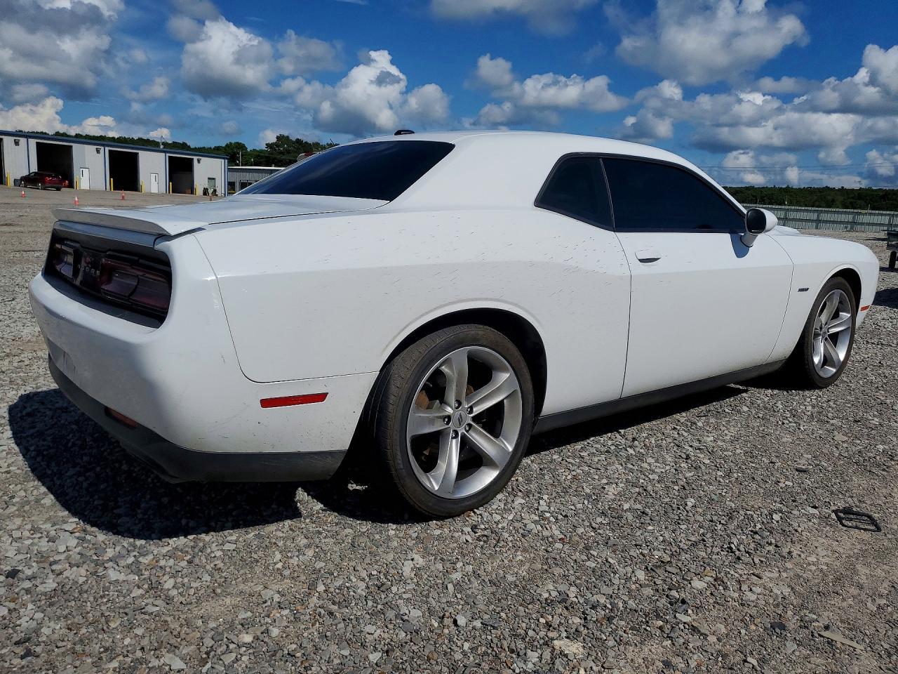 2017 DODGE Challenger