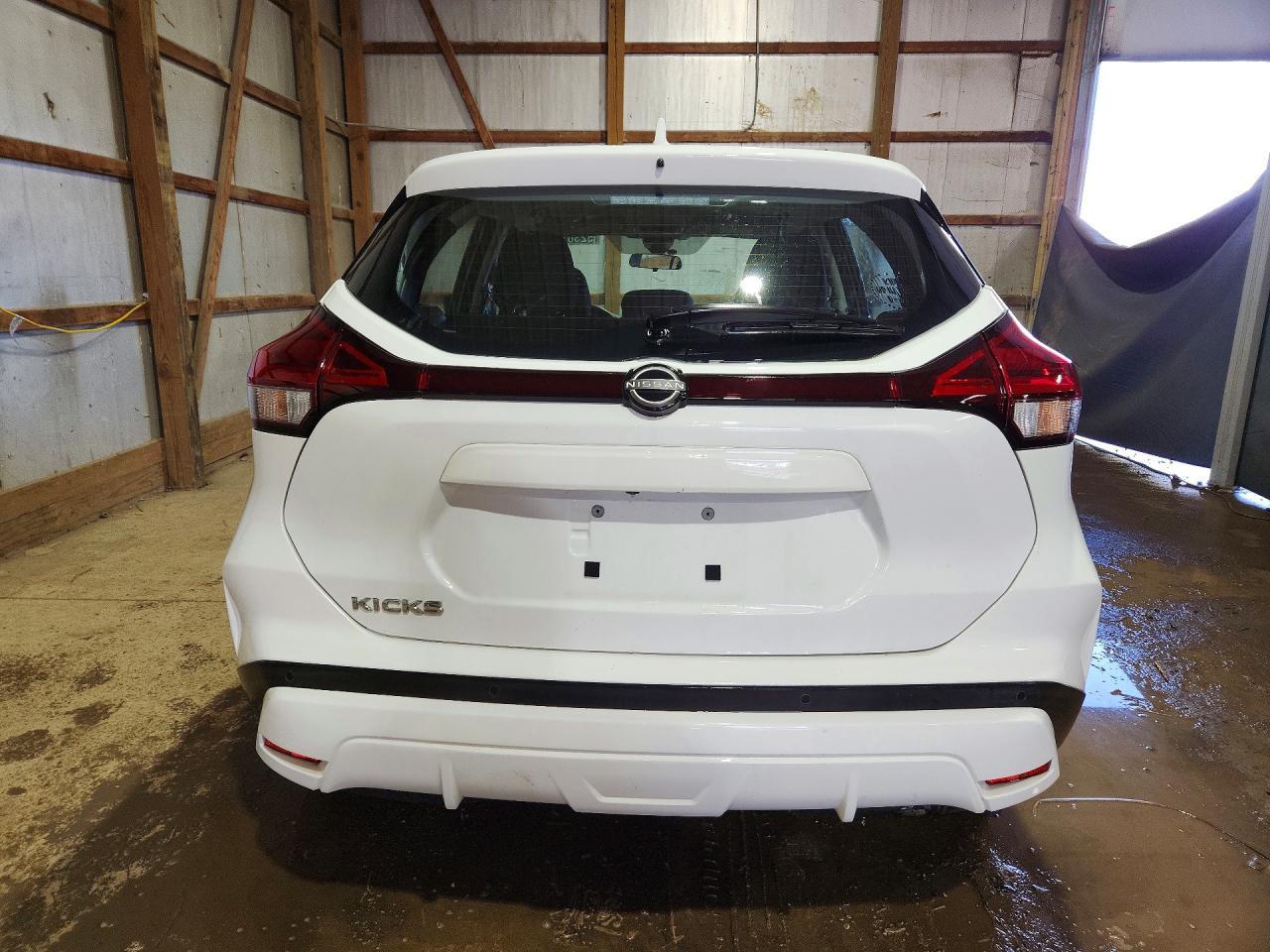 2022 NISSAN KICKS