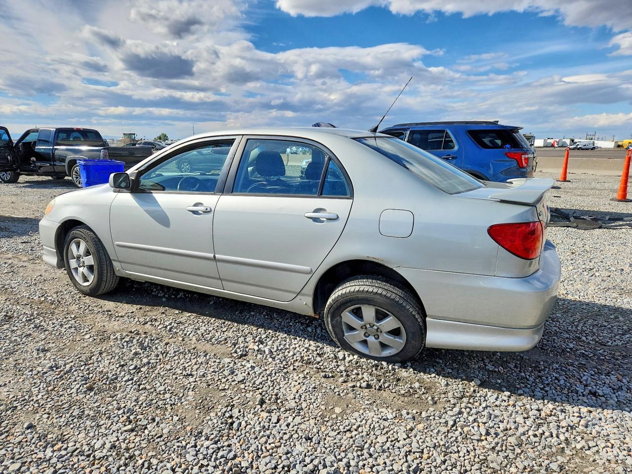 2004 TOYOTA COROLLA