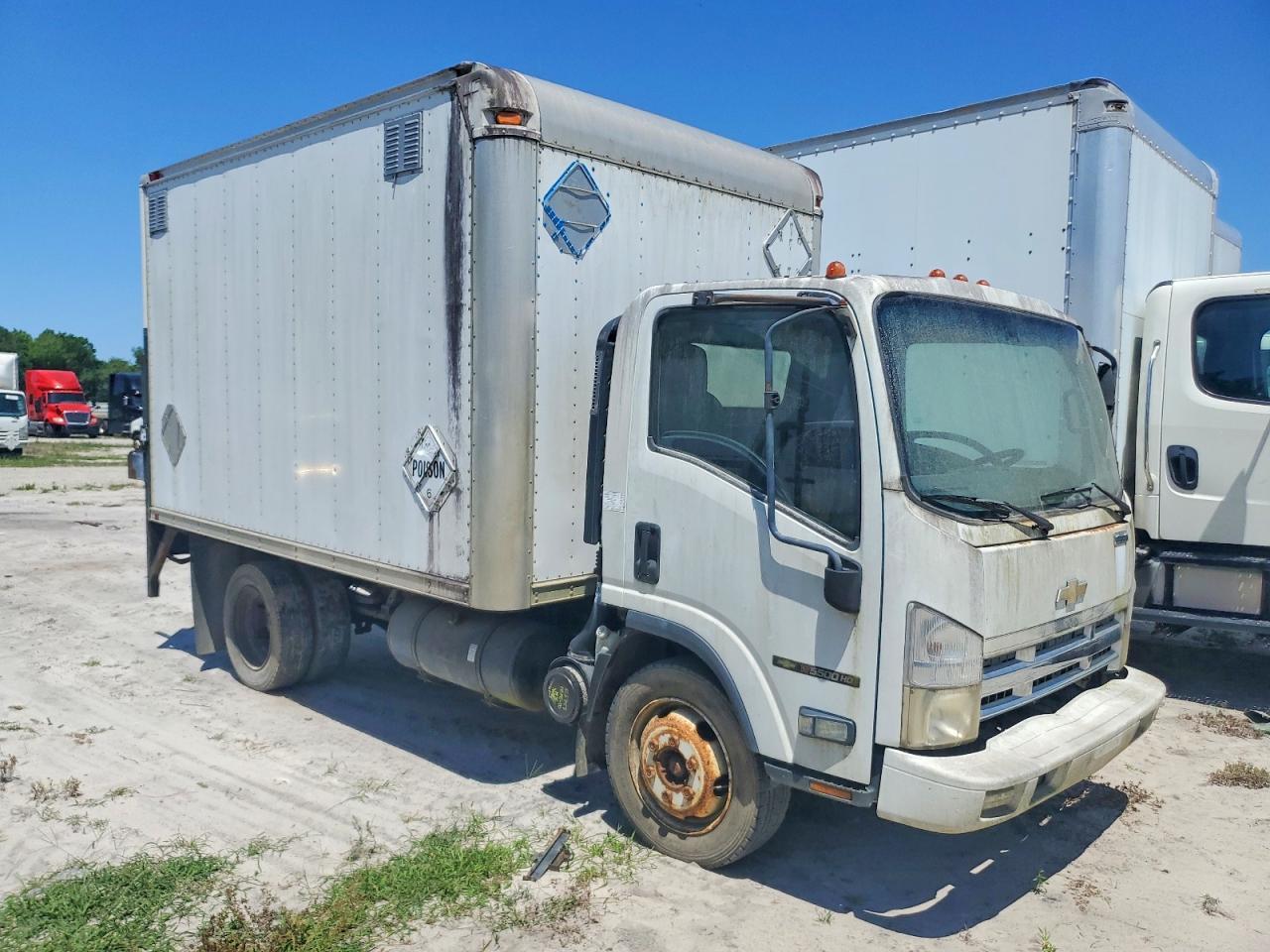 2008 CHEVROLET W5500