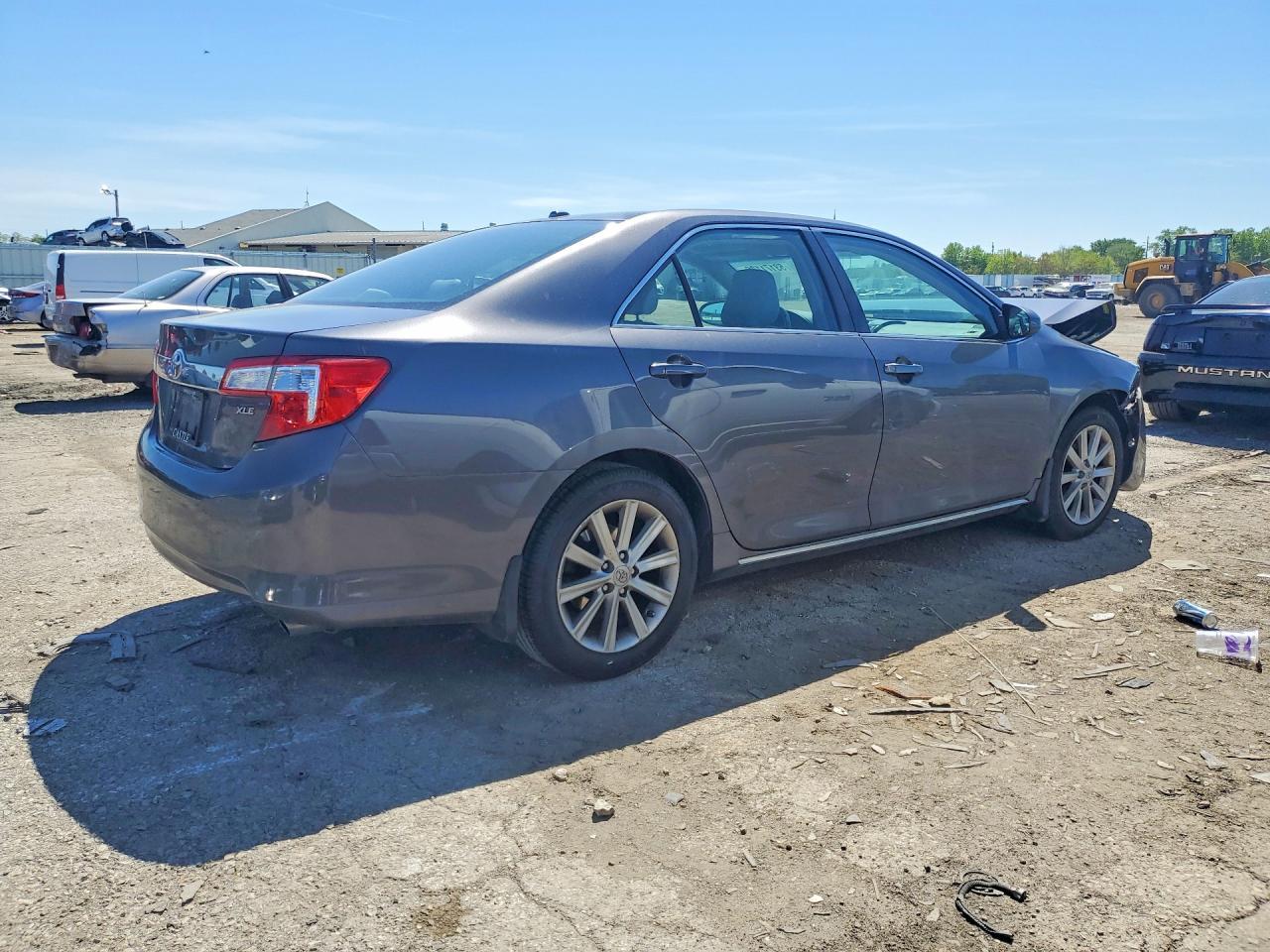 2012 TOYOTA CAMRY