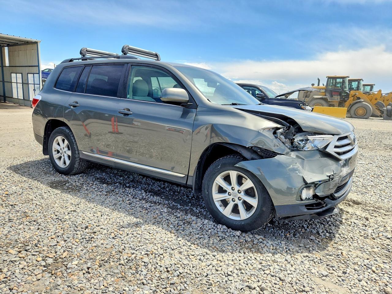 2011 TOYOTA HIGHLANDER