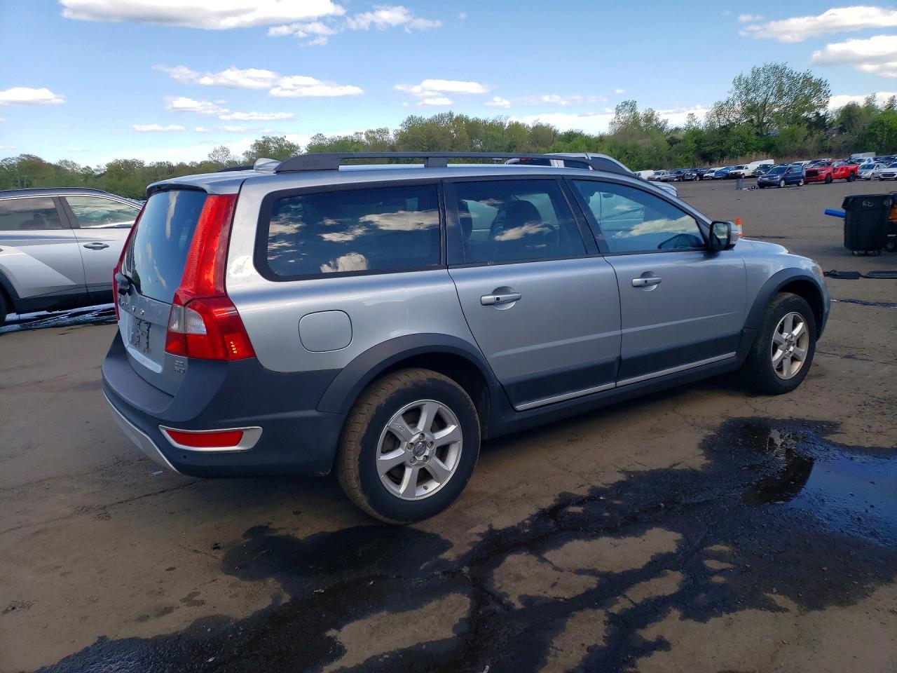 2008 VOLVO XC70