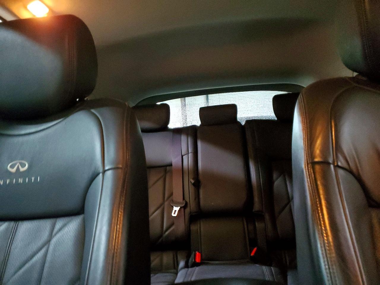 2010 INFINITI FX35