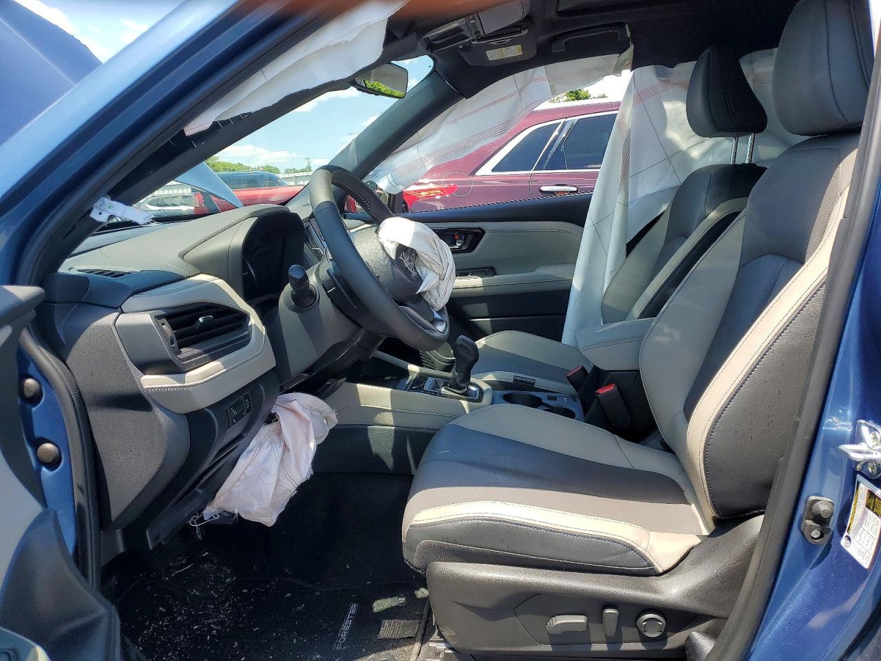 2025 SUBARU FORESTER