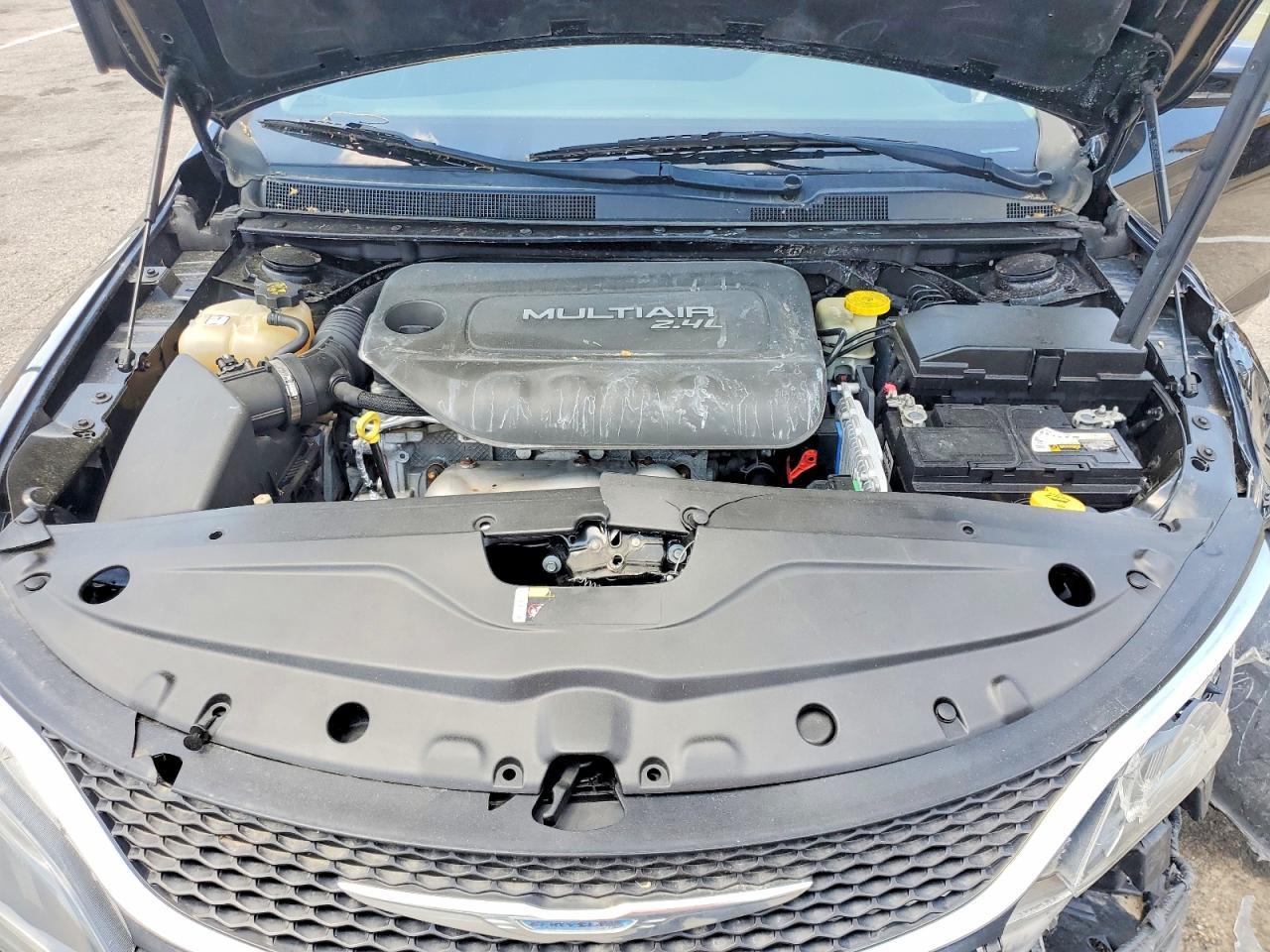 2016 CHRYSLER 200