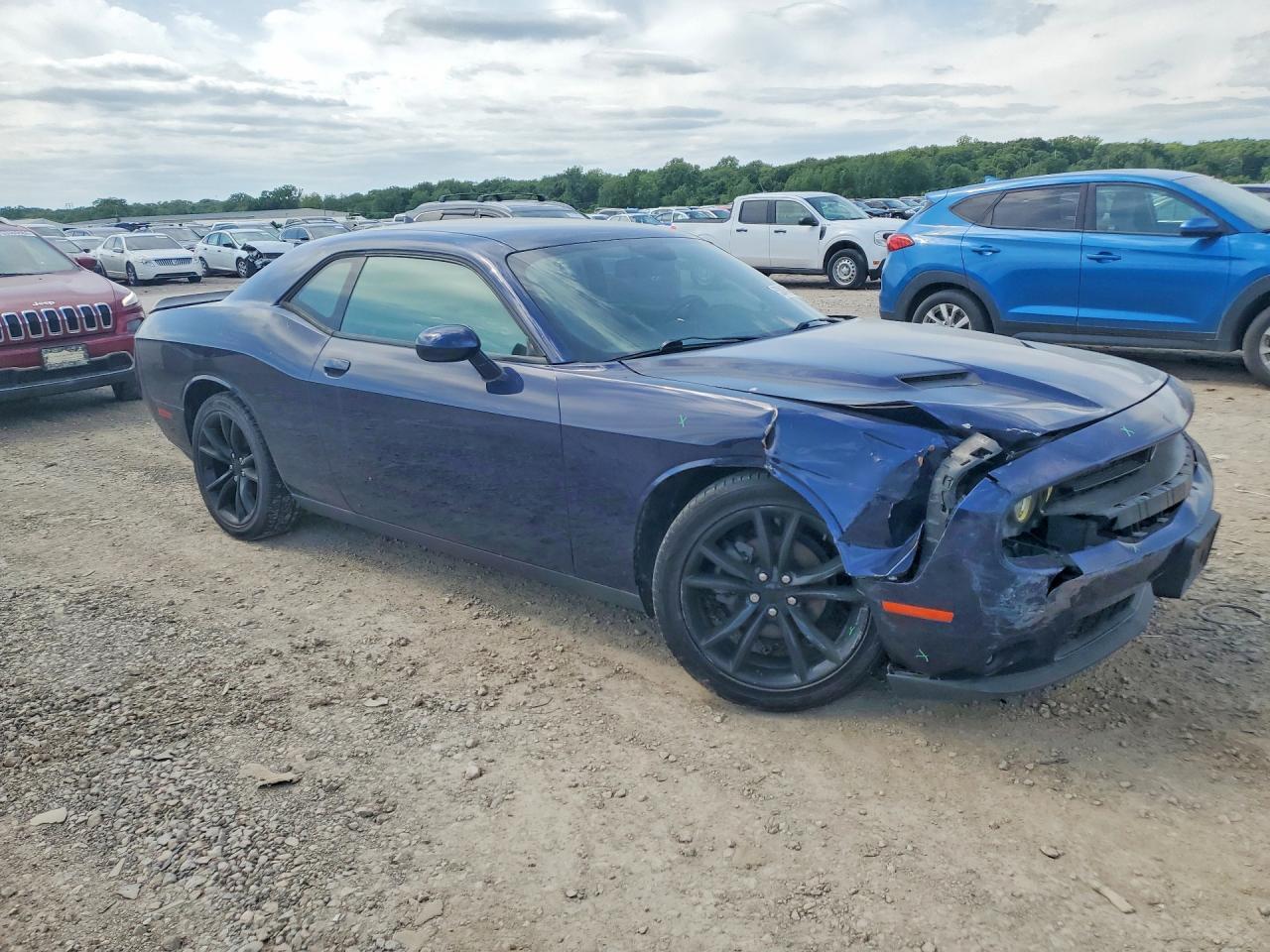 2016 DODGE Challenger
