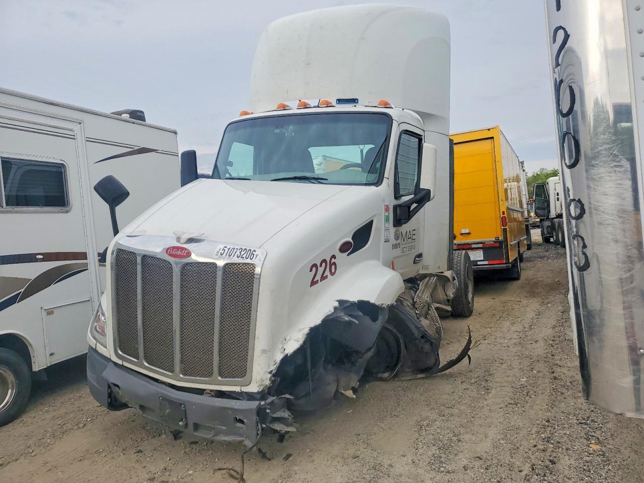 2022 PETERBILT 579