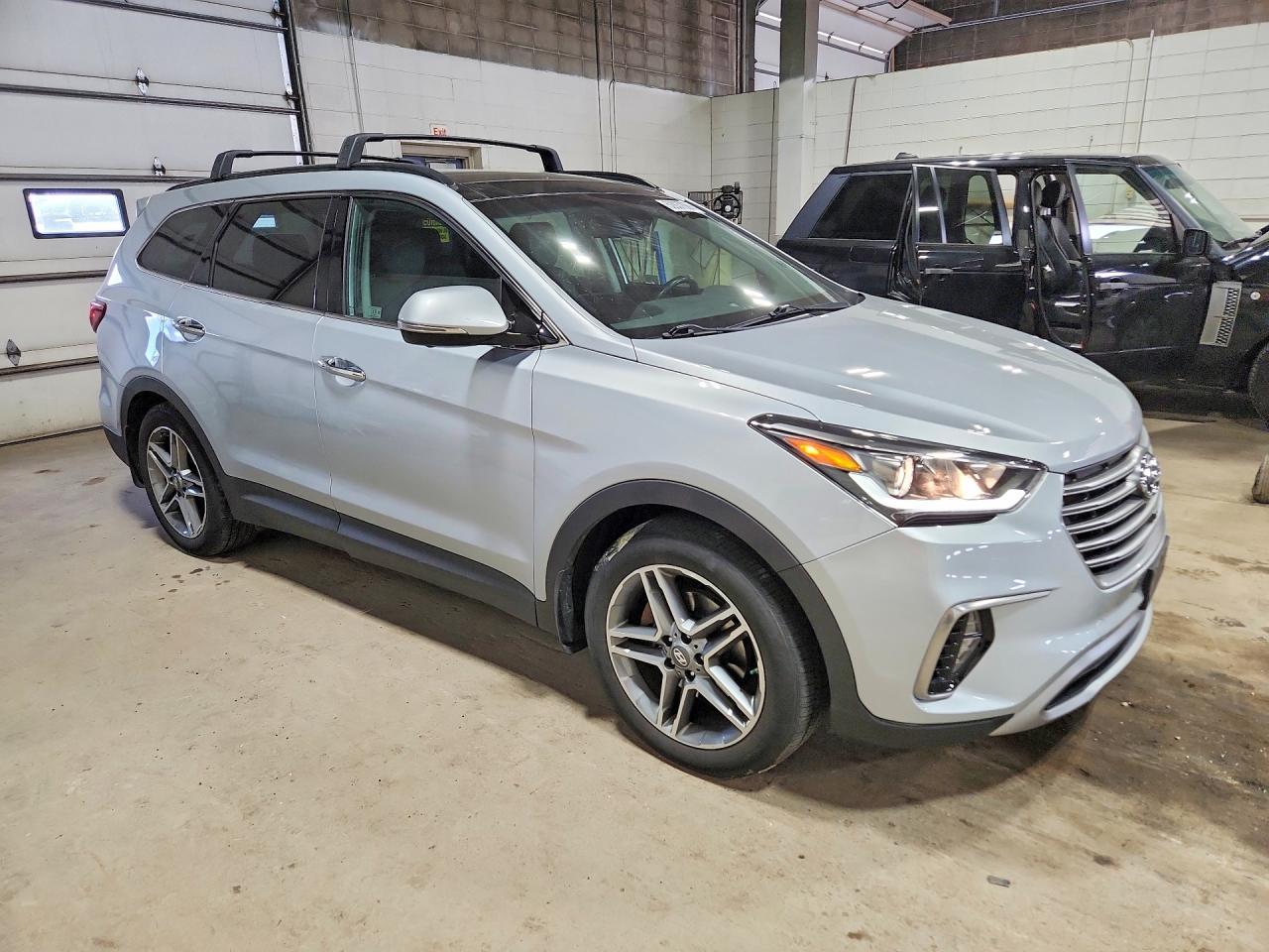 2017 HYUNDAI SANTA FE