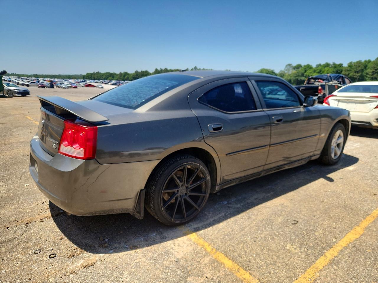 2010 DODGE CHARGER