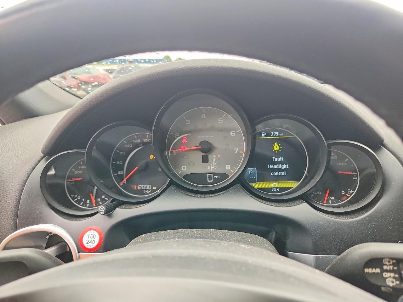 2014 PORSCHE CAYENNE