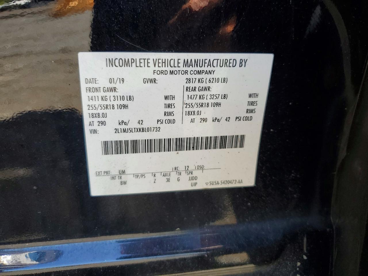2019 LINCOLN MKT