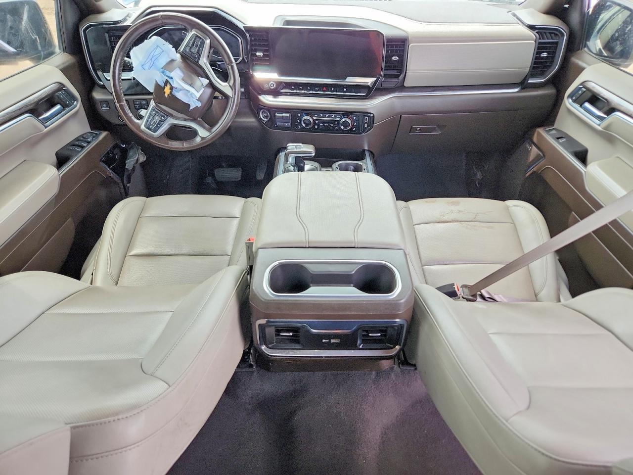 2023 CHEVROLET Silverado